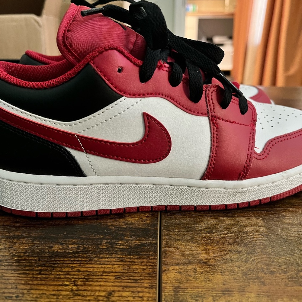 Jordan Air 1 Low "White/Gym Red/Black" Men's Basketball Shoe